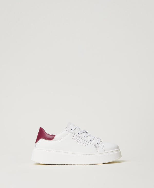 Leather trainers with logo