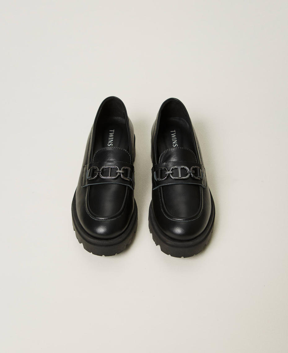 Leather loafers with Oval T Black Girl 242GCJ020_00006_04