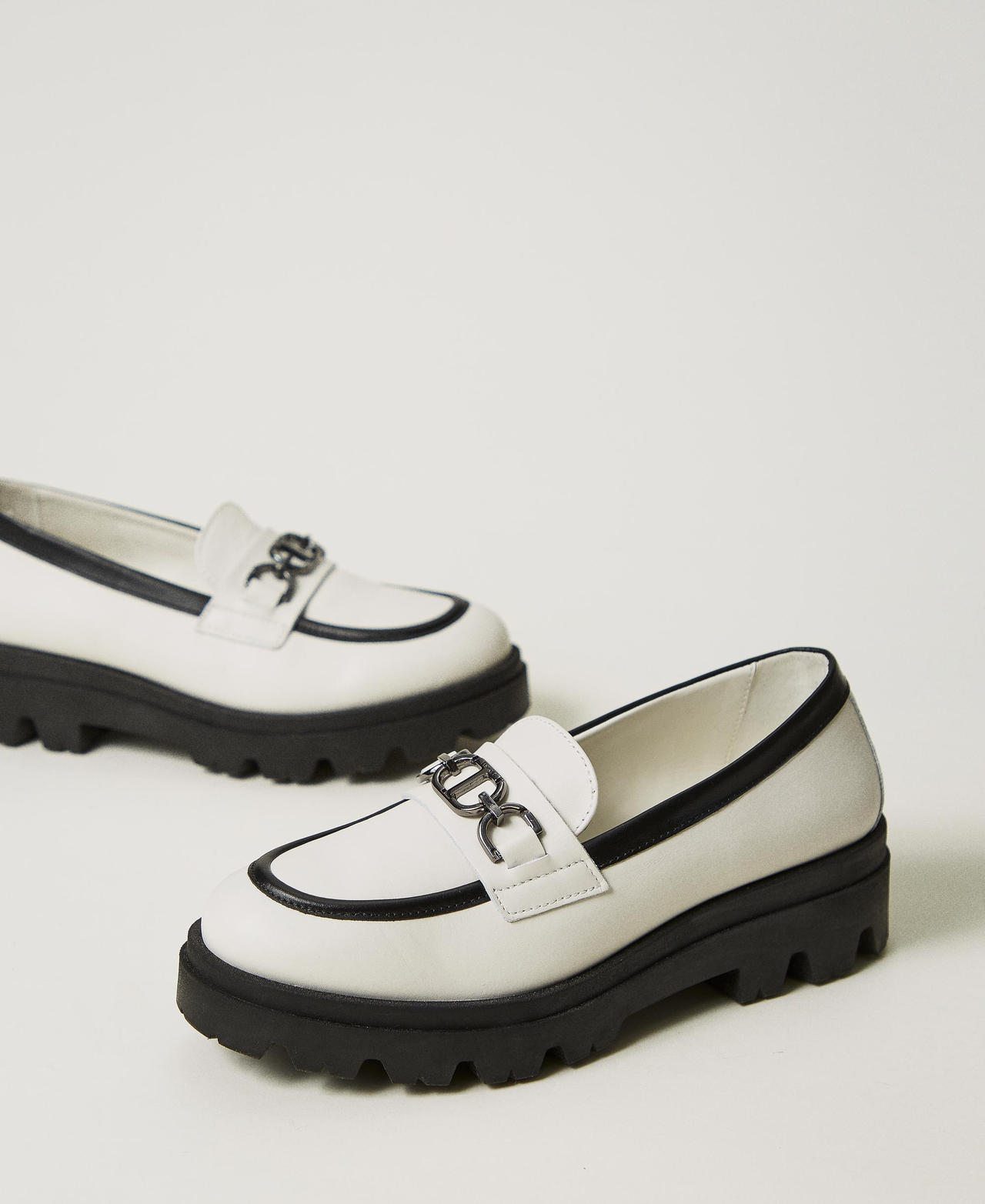 Leather loafers with Oval T Off White Girl 242GCJ020_00526_02