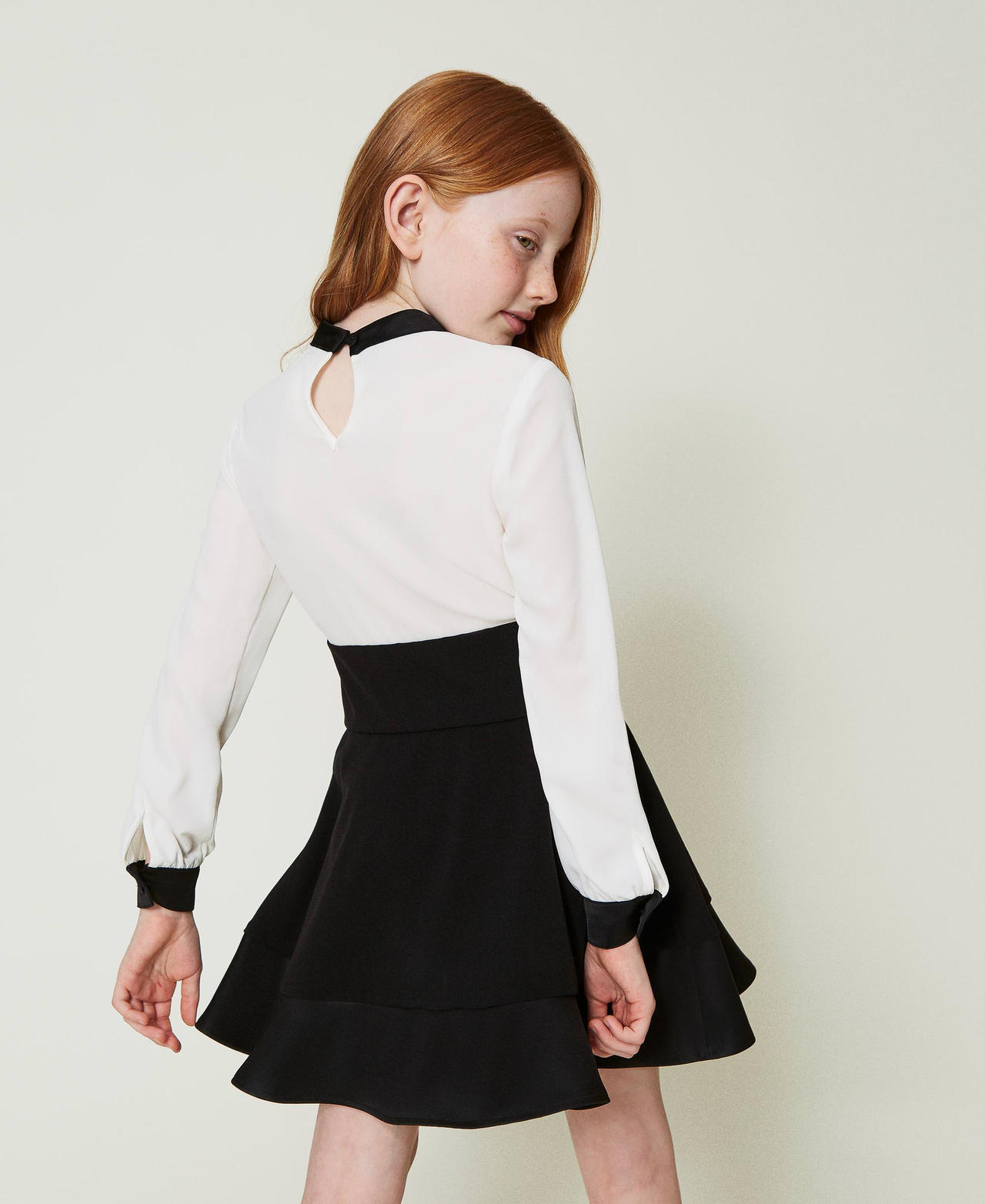 Abito corto in cr&ecirc;pe de Chine e flanella Bicolor Off White / Nero Bambina 242GJ2113_02722_03