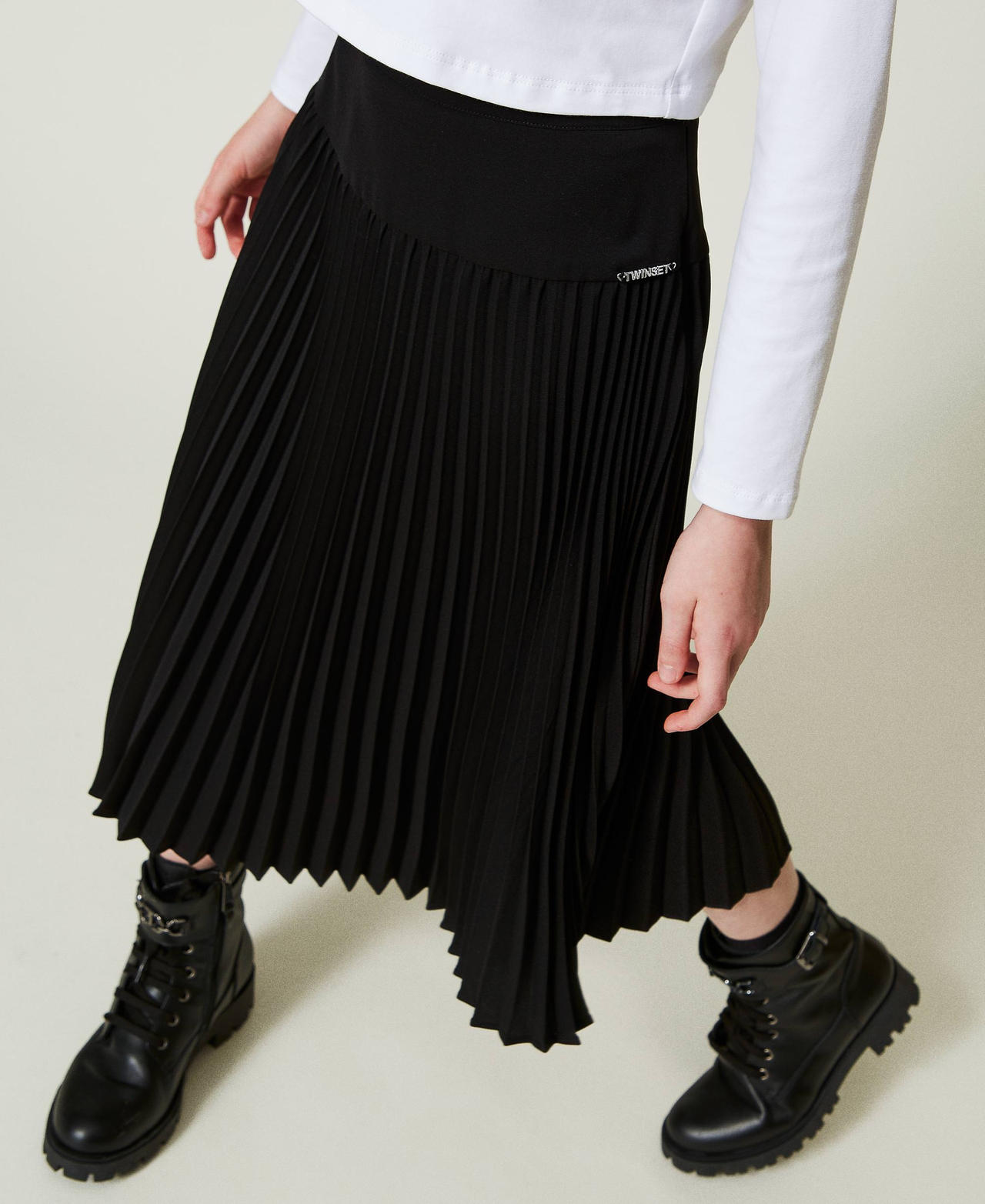 Pleated crêpe de Chine long skirt Girl, Black | TWINSET Milano
