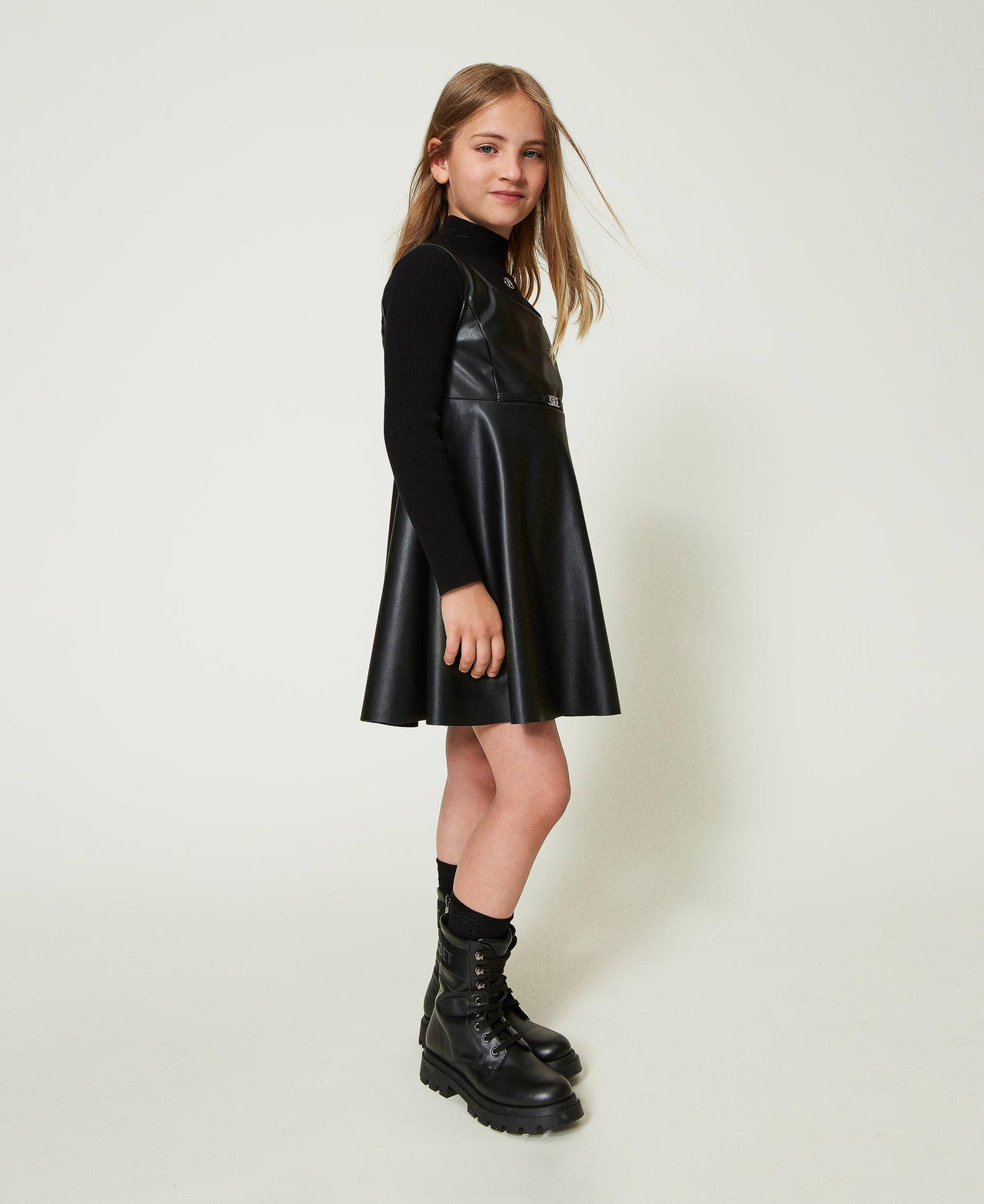 Short dress with Oval T buckle Black Girl 242GJ2155_00006_02