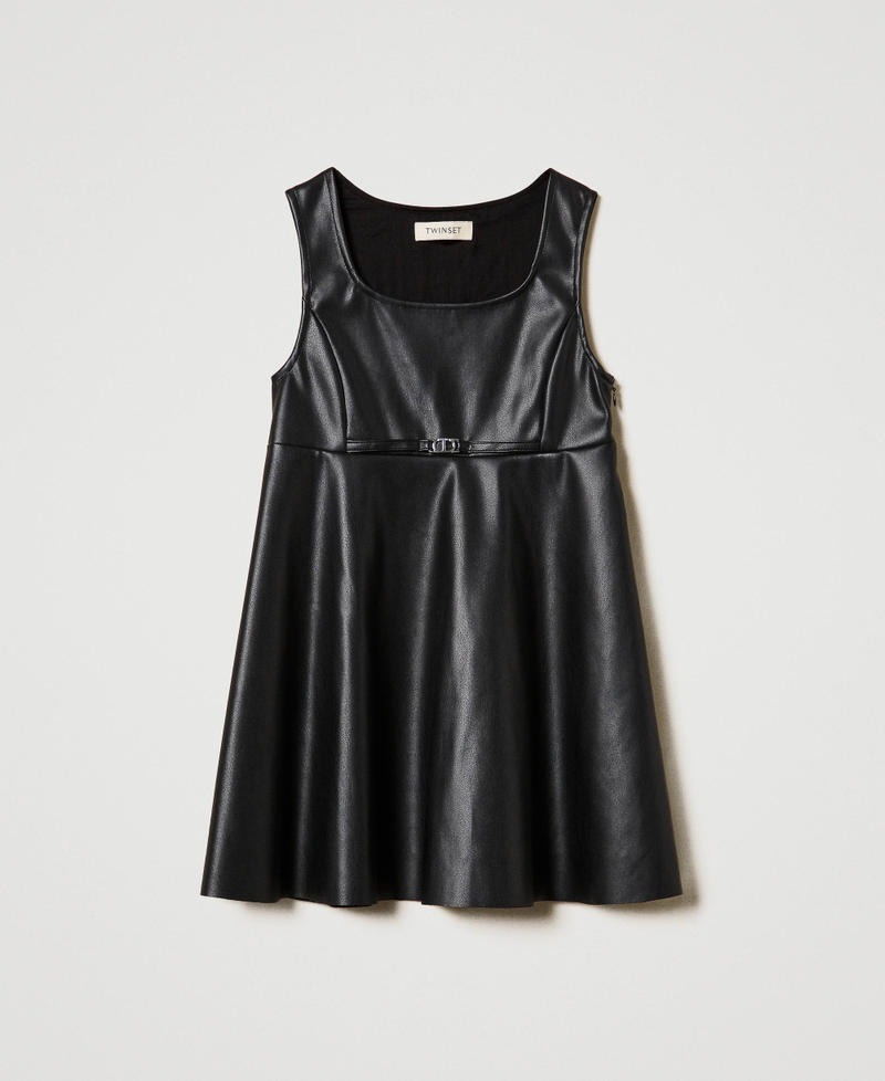 Robe courte avec boucle Oval T