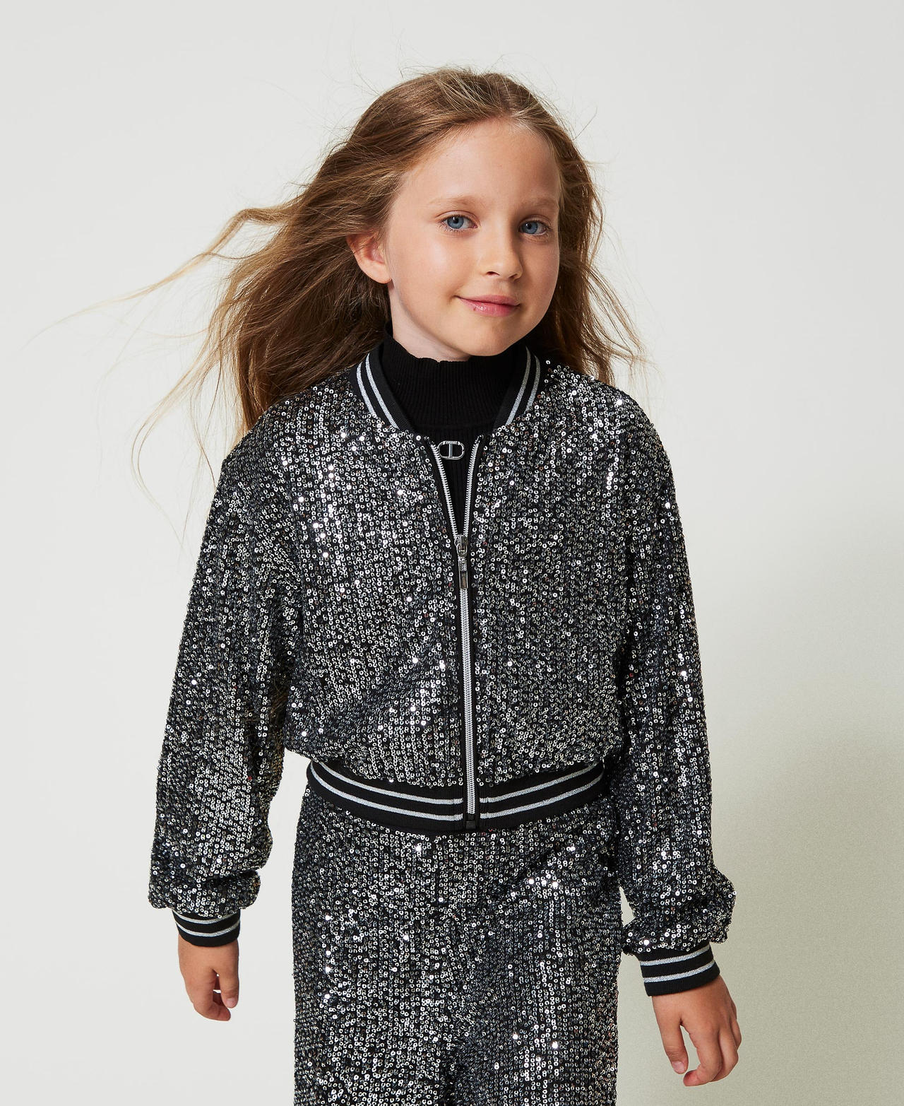 Bomberjacke mit Alloverpailletten Metallic-Gunmetalgrau Mädchen 242GJ2350_11826_02