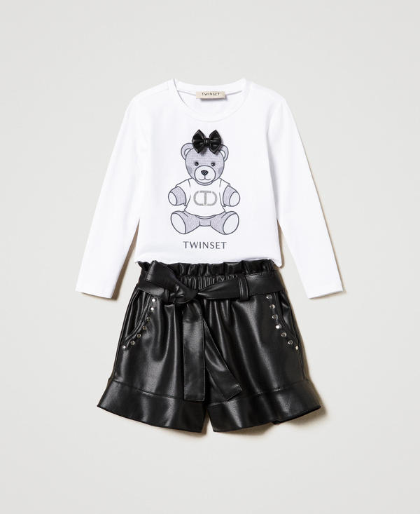 T-shirt with print and shorts with ruffles
