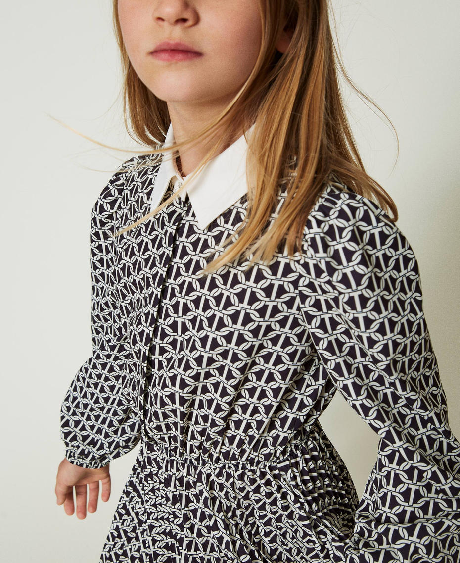 Robe courte en cr&ecirc;pe de Chine avec imprim&eacute;