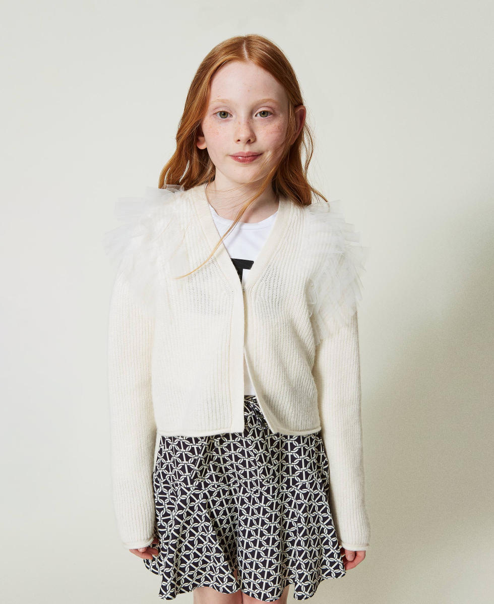 Regular-Fit-Cardigan mit T&uuml;llvolants Mattwei&szlig; M&auml;dchen 242GJ3081_00526_04