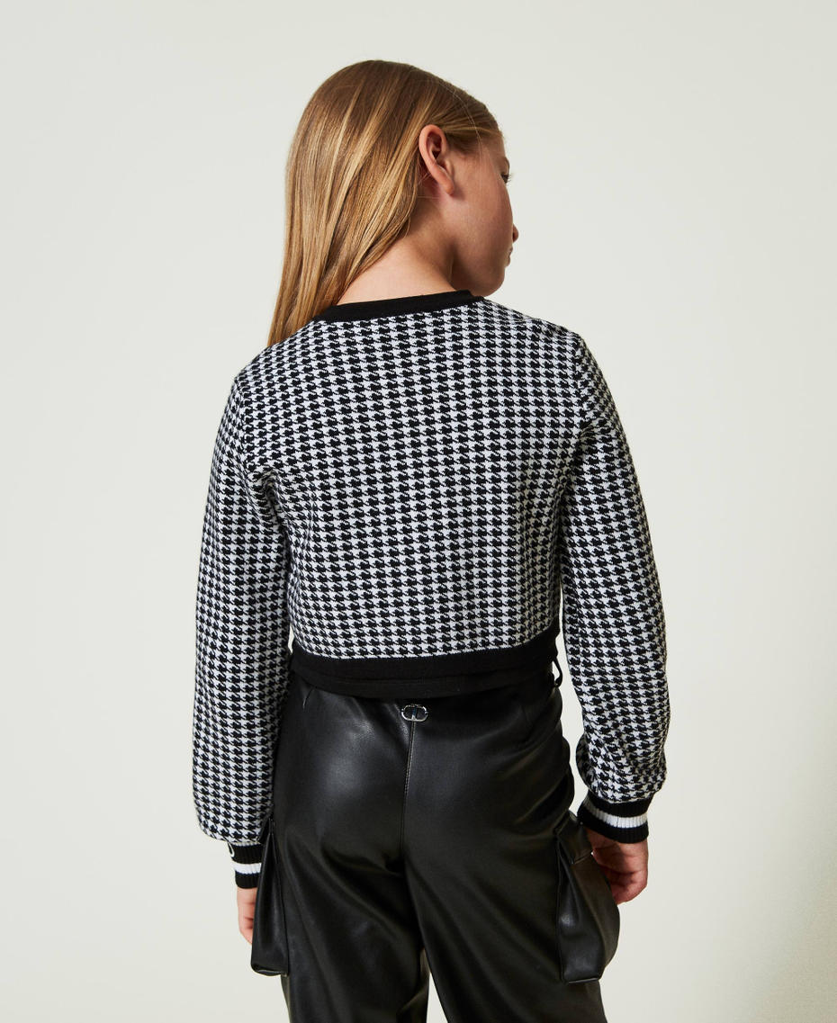 Jacquard knit jacket with houndstooth pattern Bicolour Off White / Black Girl 242GJ3100_02722_04