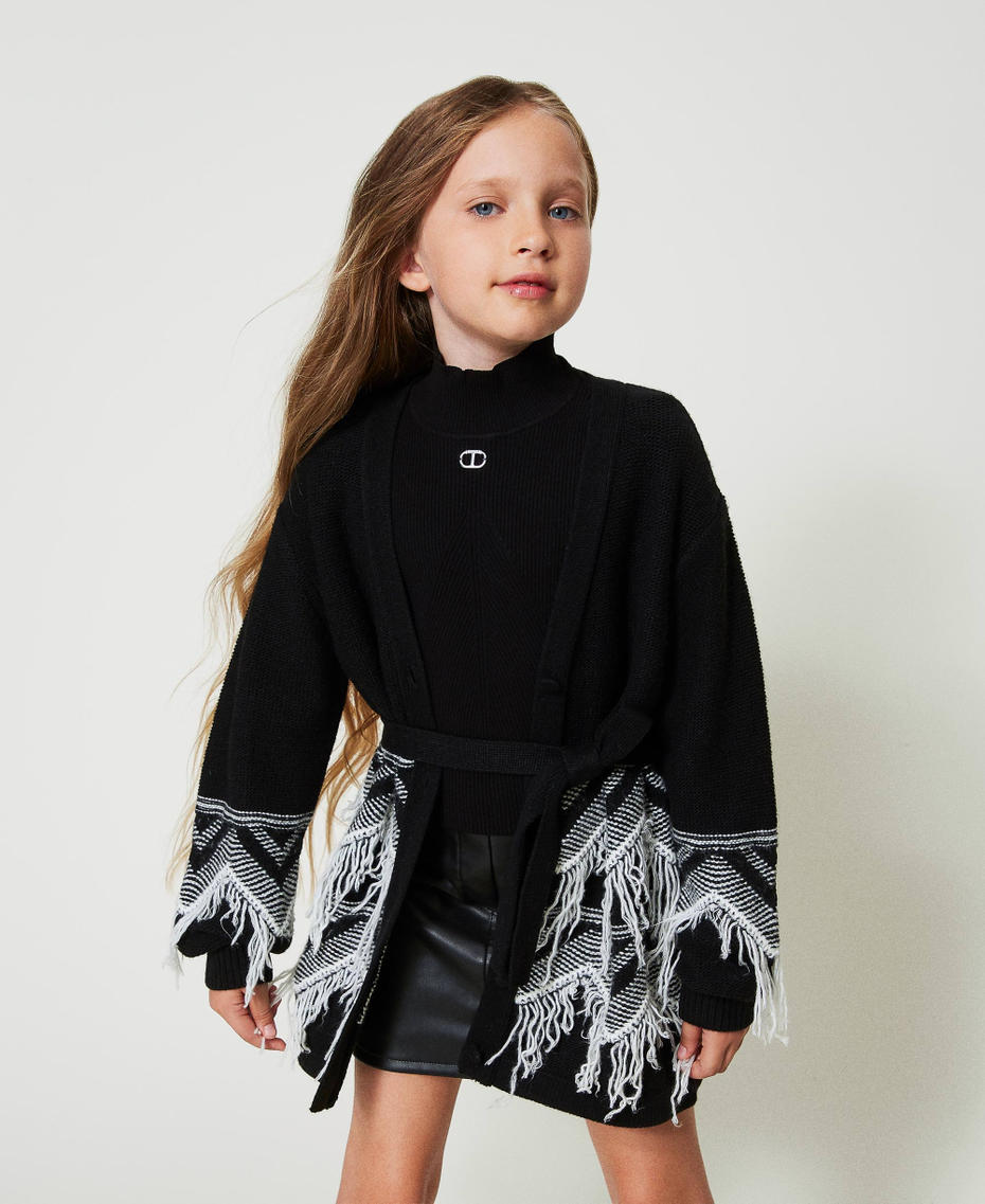 Abrigo de punto de mezcla de lana con flecos