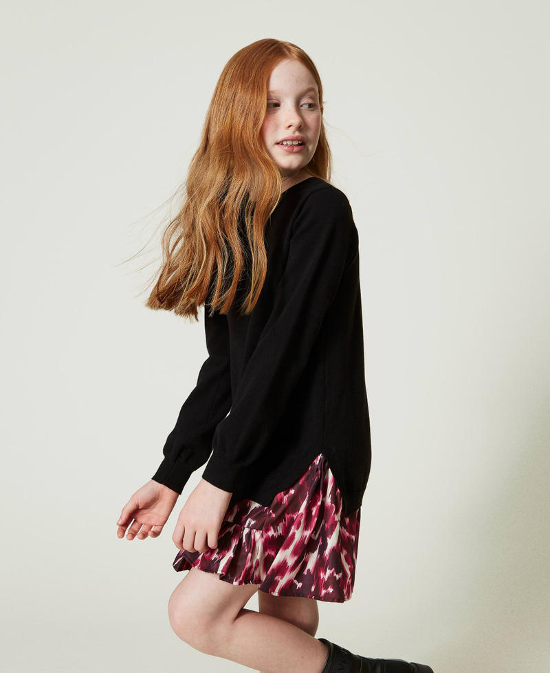 Short knit dress with printed insert