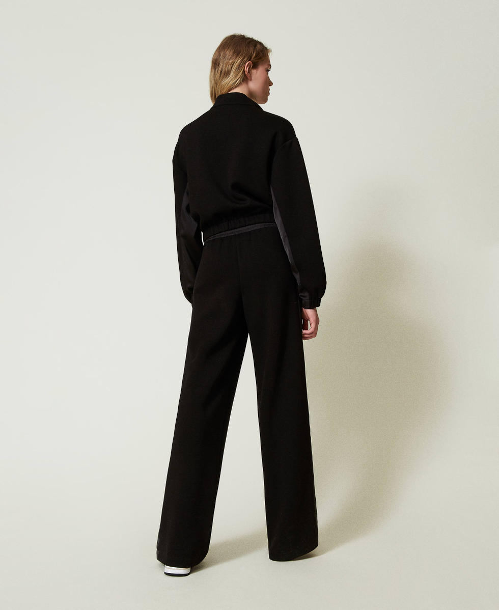 Felpa con zip e pantaloni a palazzo Nero Donna 242LI2EBB_00006_03