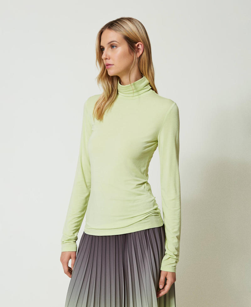 Turtleneck T-shirt with embroidered logo Soft Lime Green Woman 242LI2JCC_11717_02