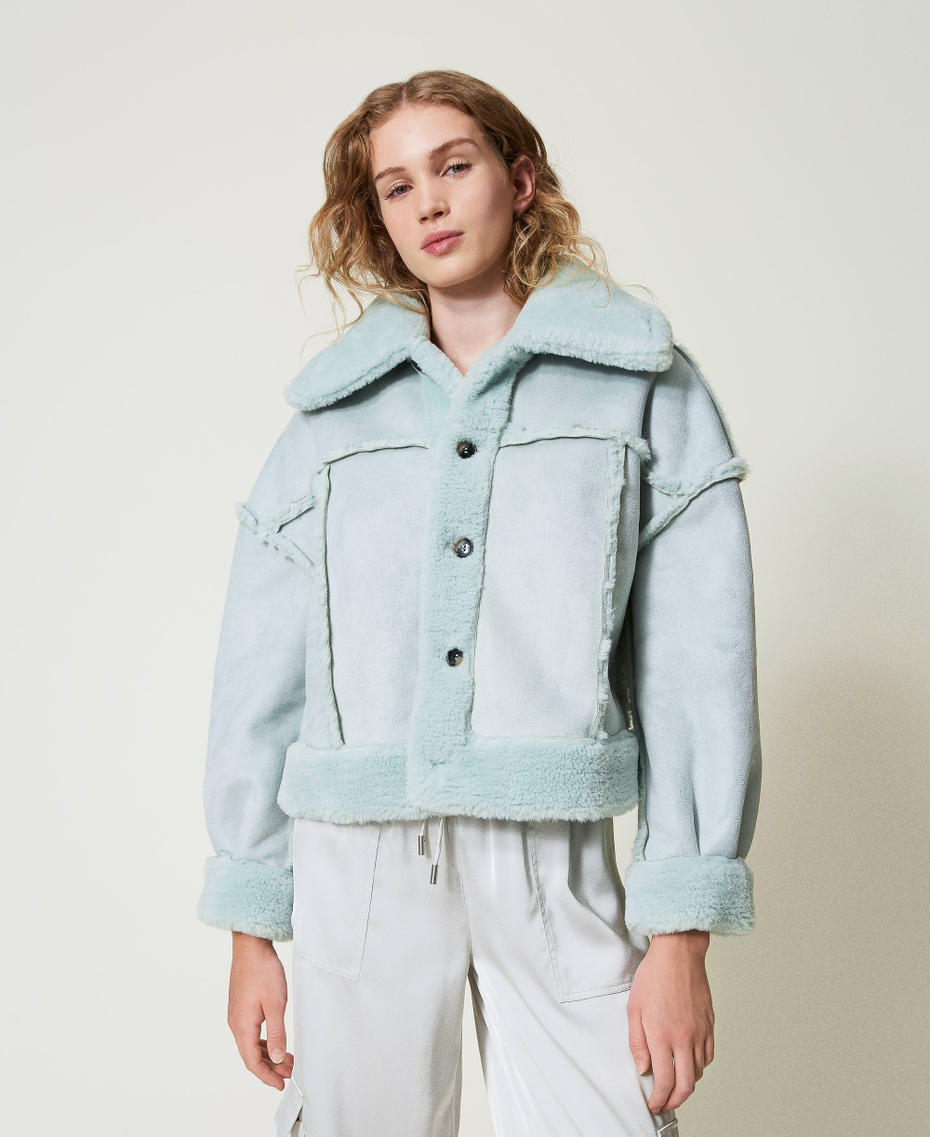 Reversible jacket with faux fur