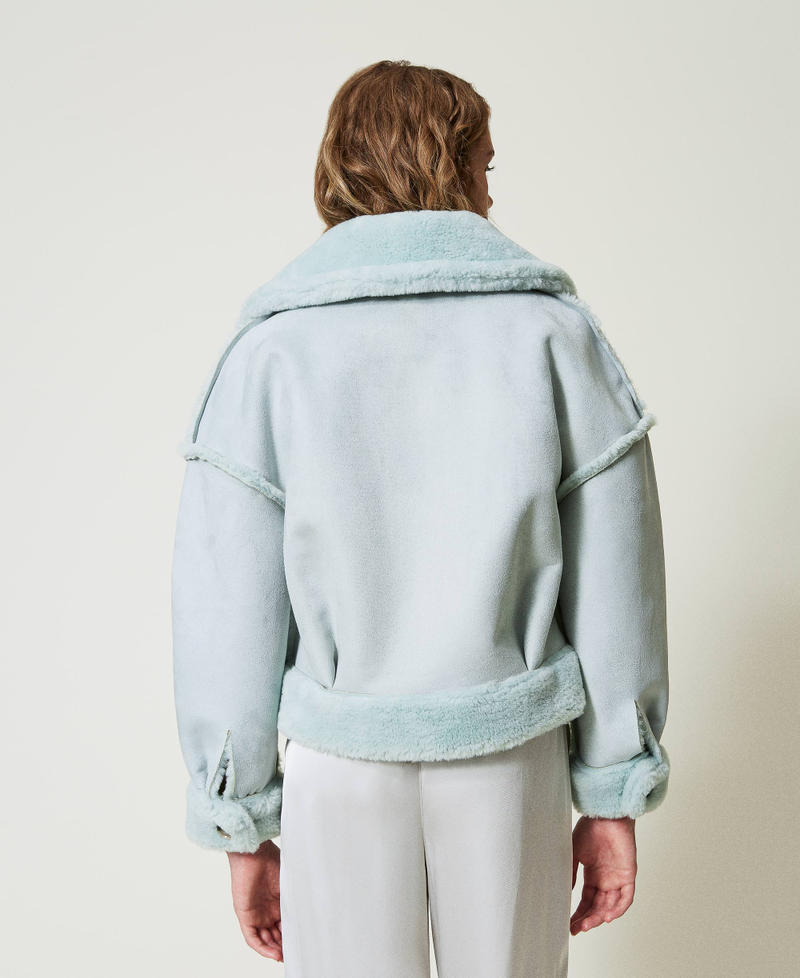 Reversible jacket with faux fur