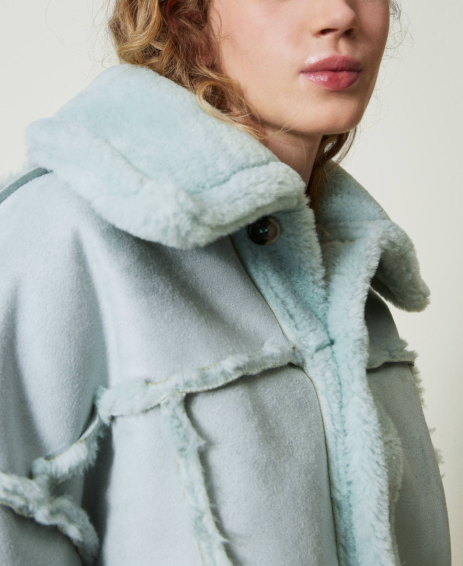 Reversible jacket with faux fur