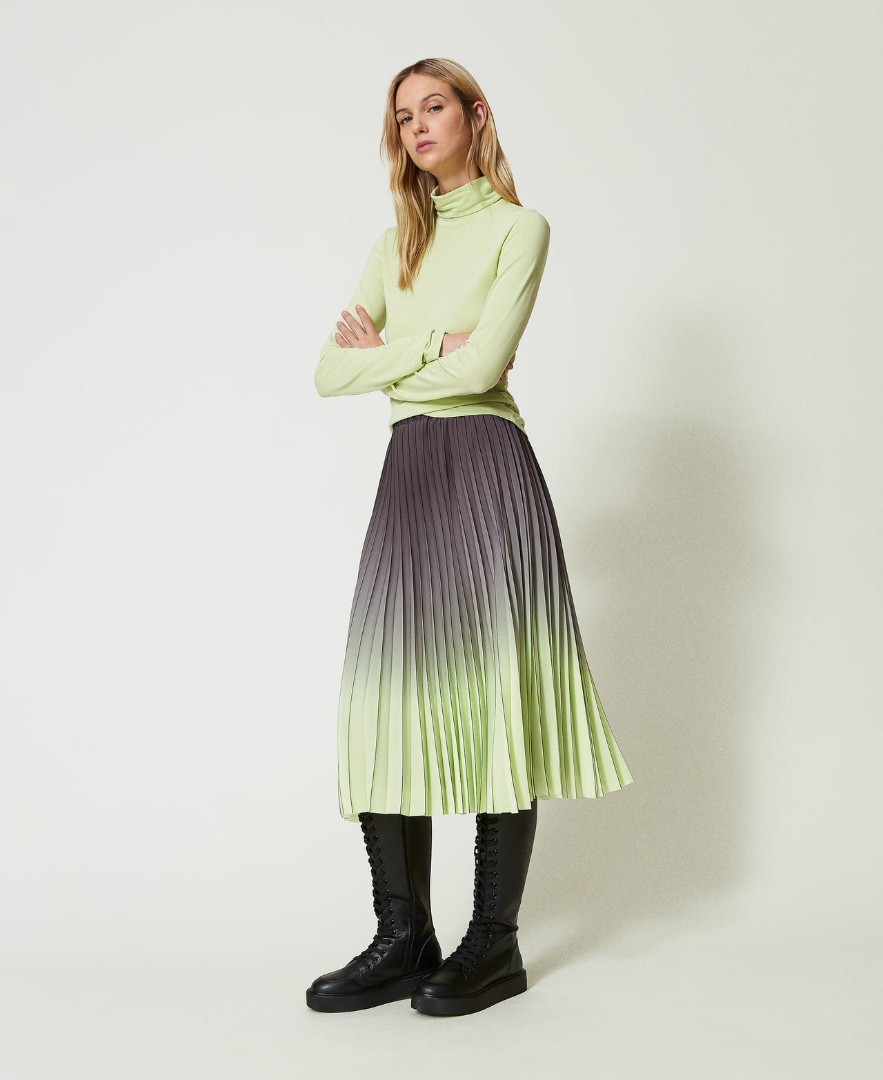 Pleated georgette printed skirt Two-tone Blackened Pearl Grey/ Soft Lime Green Woman 242LI2SBB_11818_02