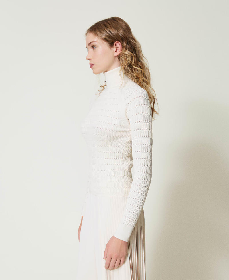 Pull ajusté avec col montant Nacre Femme 242LI3EAA_00059_02