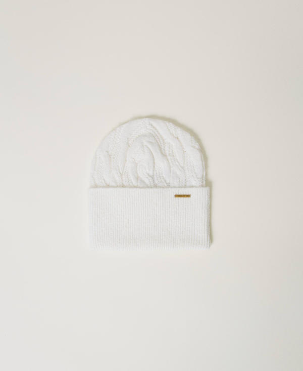 Cable knit beanie hat