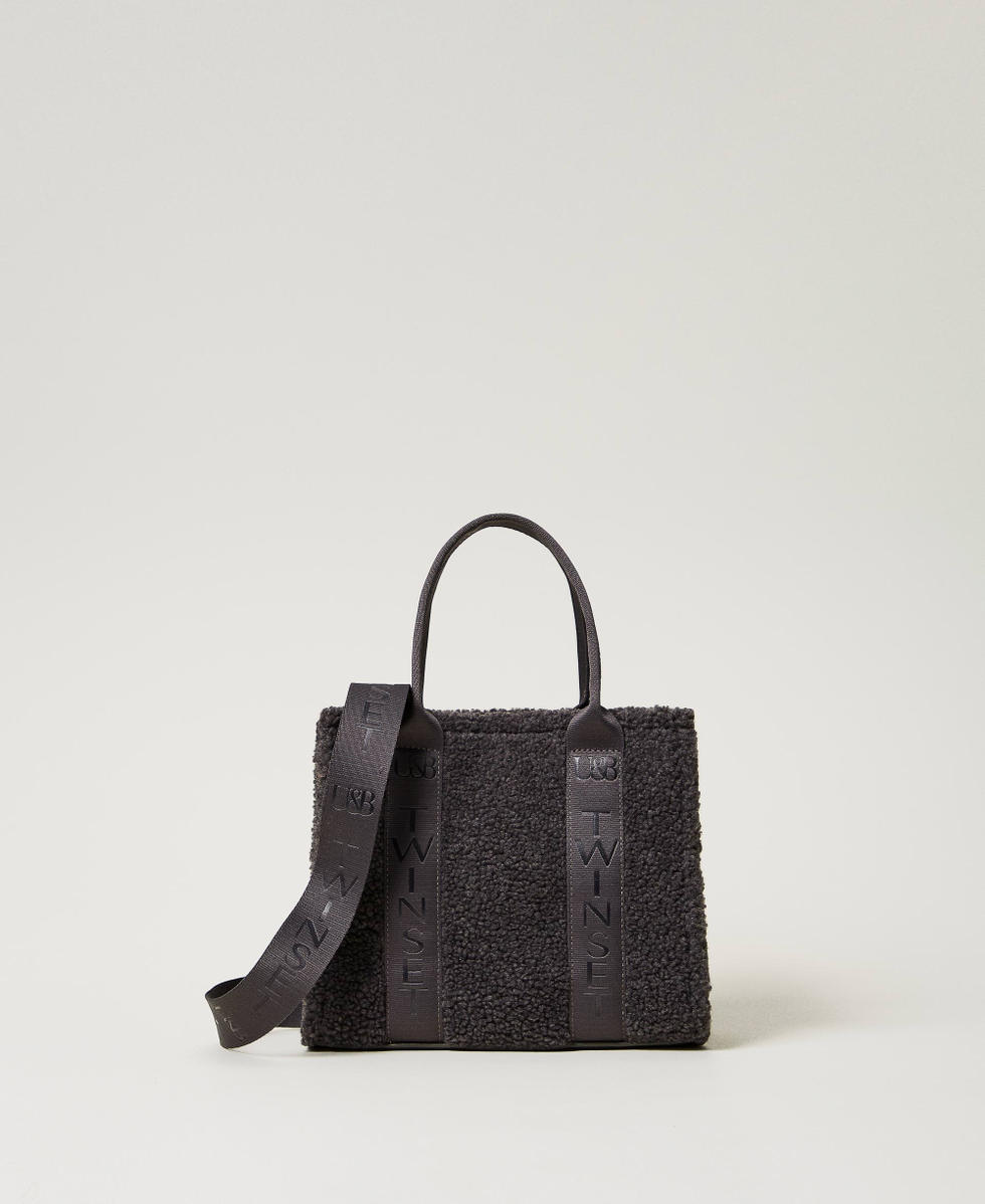 Faux fur shopper bag new arrivals