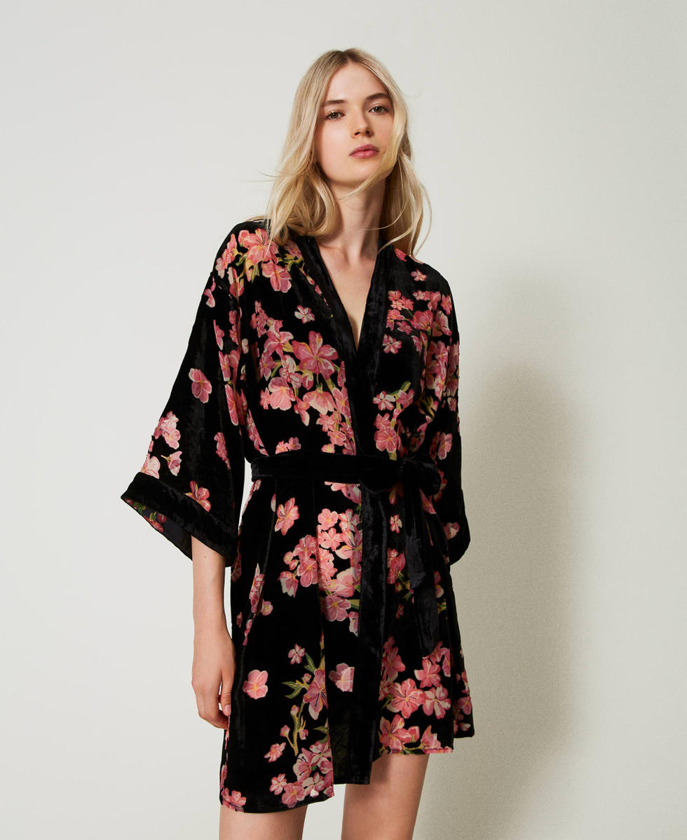 Floral d&eacute;vor&eacute; velvet dressing gown Multicolour Blooming Woman 242LL2CAA_11998_01