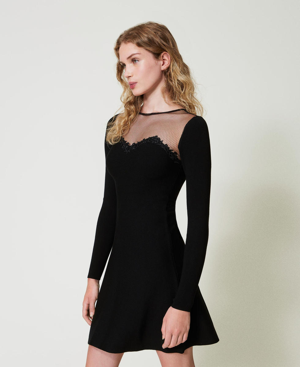 Abito corto in maglia con tulle e ricamo Nero Donna 242LL3DBB_00006_02