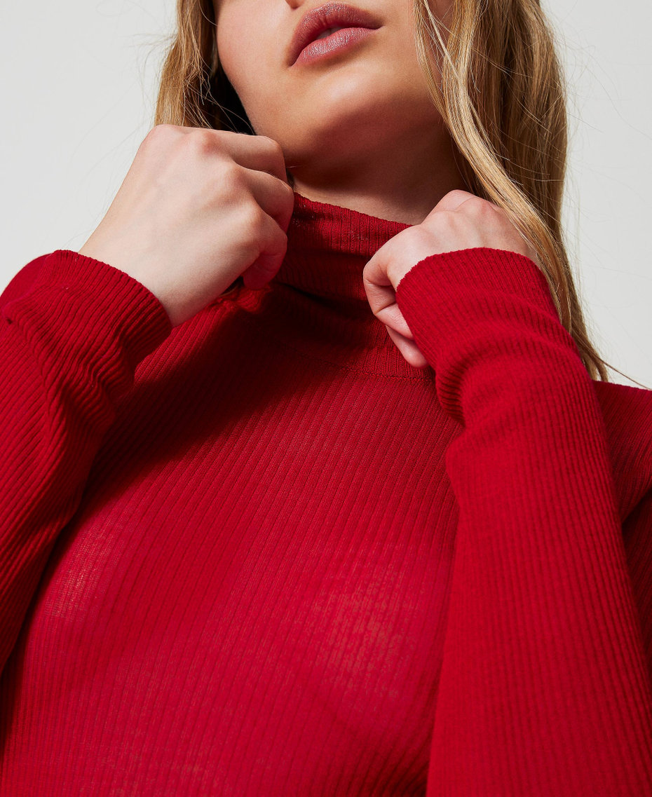 Pull col montant ajusté en viscose Rouge Vénitien Femme 242LL3SAA_00740_04