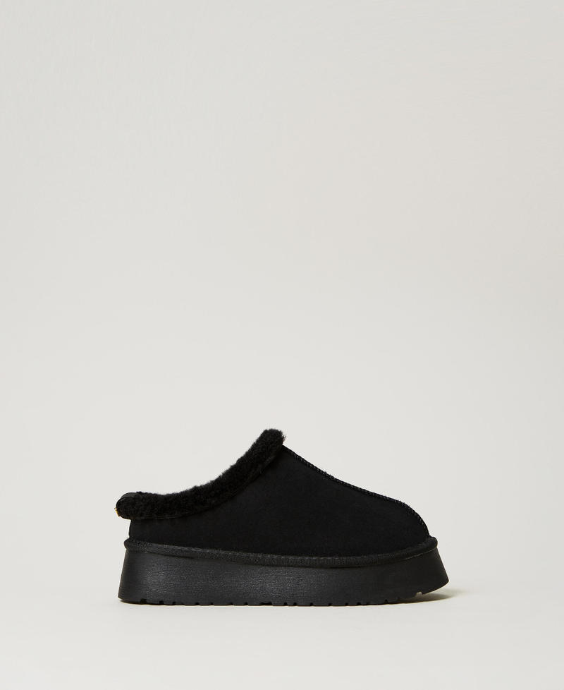 Pantolette mit Pelzimitat Schwarz Frau 242LLT010_00006_01