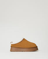Chaussures mules avec fausse fourrure Camel Femme 242LLT010_00775_01