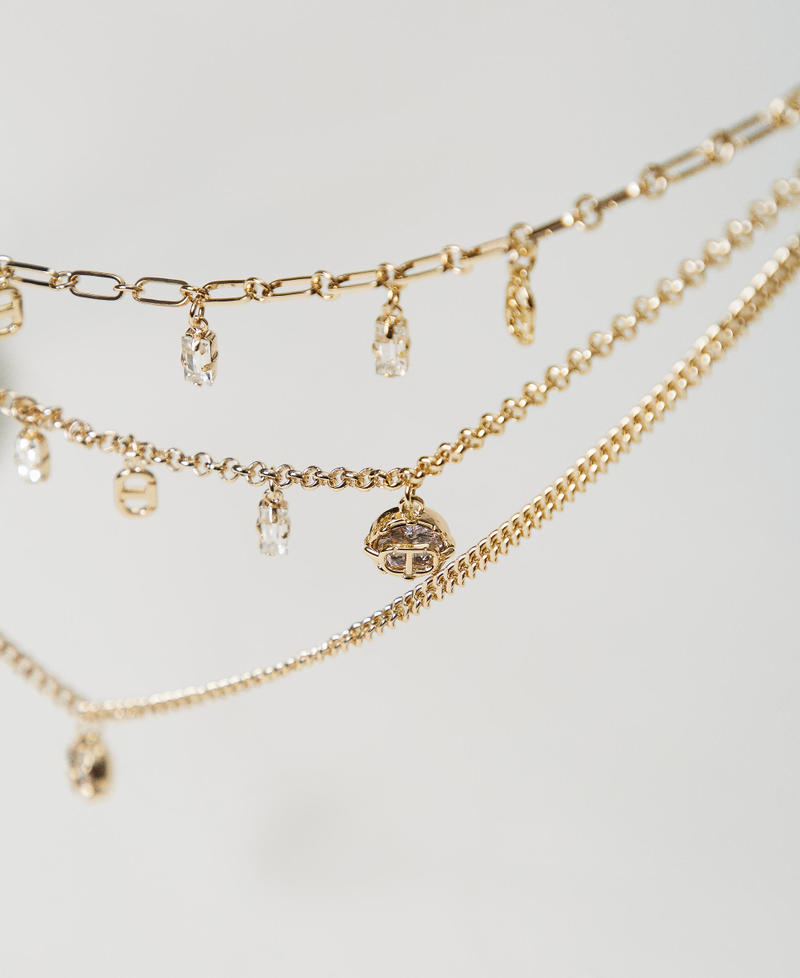Collana multifilo con pendenti