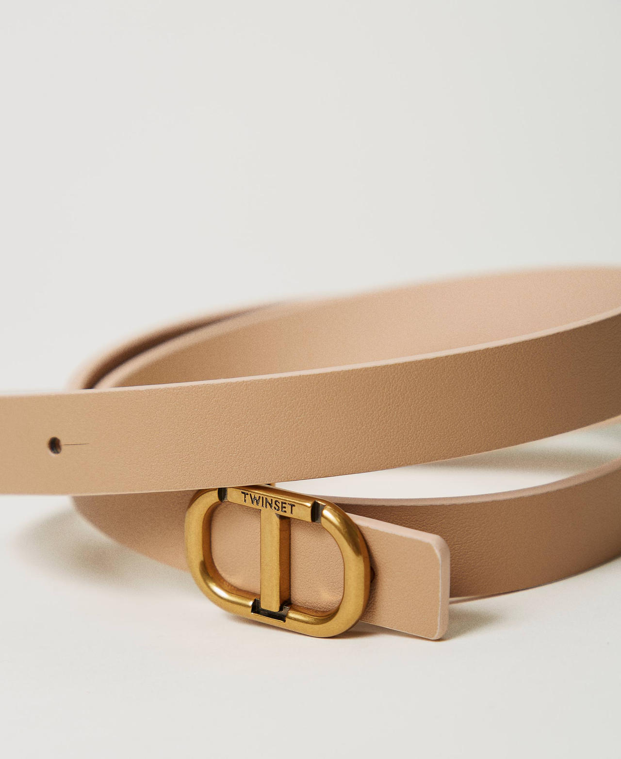 Thin reversible leather belt with Oval T Two-tone Peach Pink / Sandy Brown Woman 242TA4221_11895_02