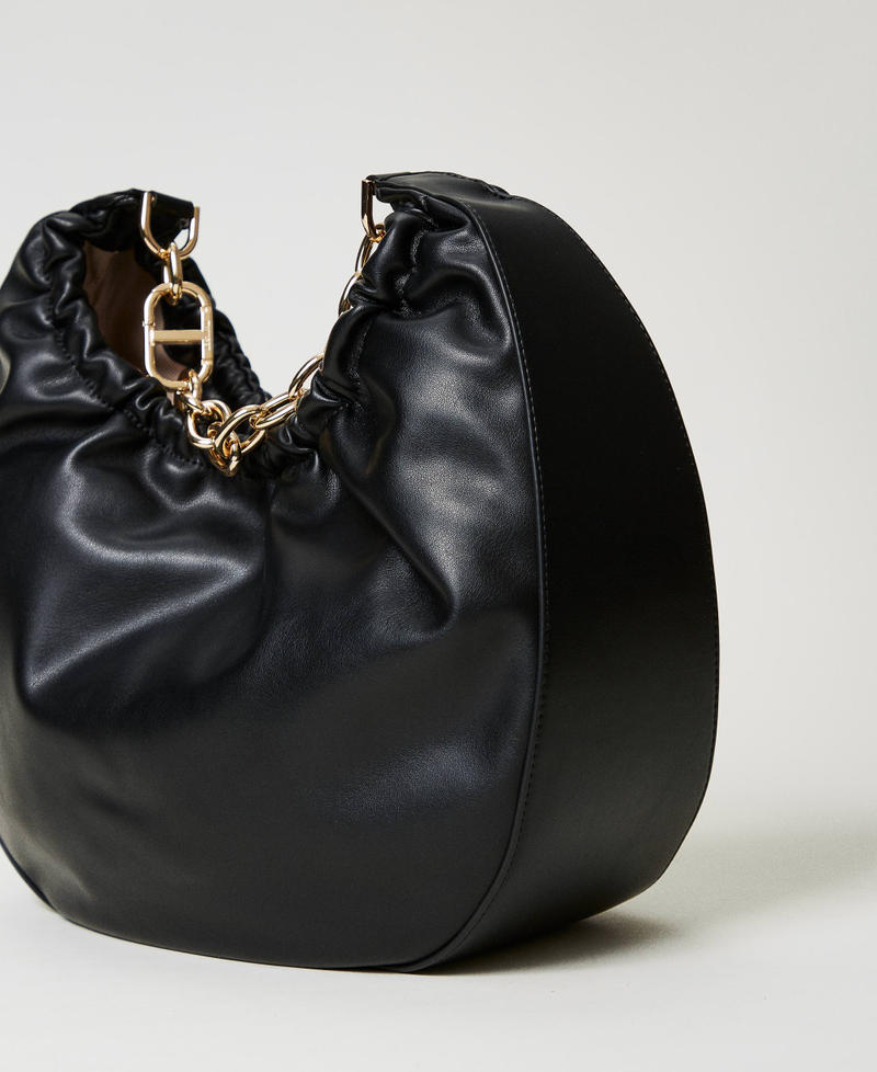Hobo-Bag „Croissant“ mit Raffung und Oval T Schwarz Frau 242TB7221_00006_02