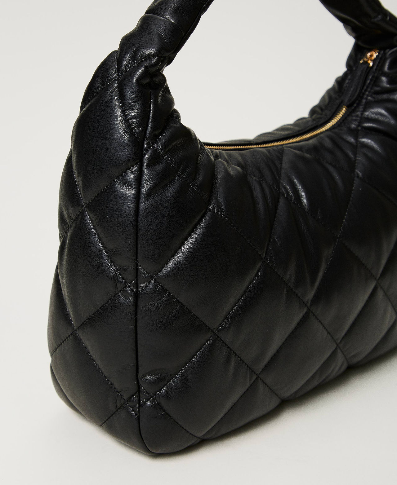 Large padded and quilted hobo bag Black Woman 242TB7350_00006_03