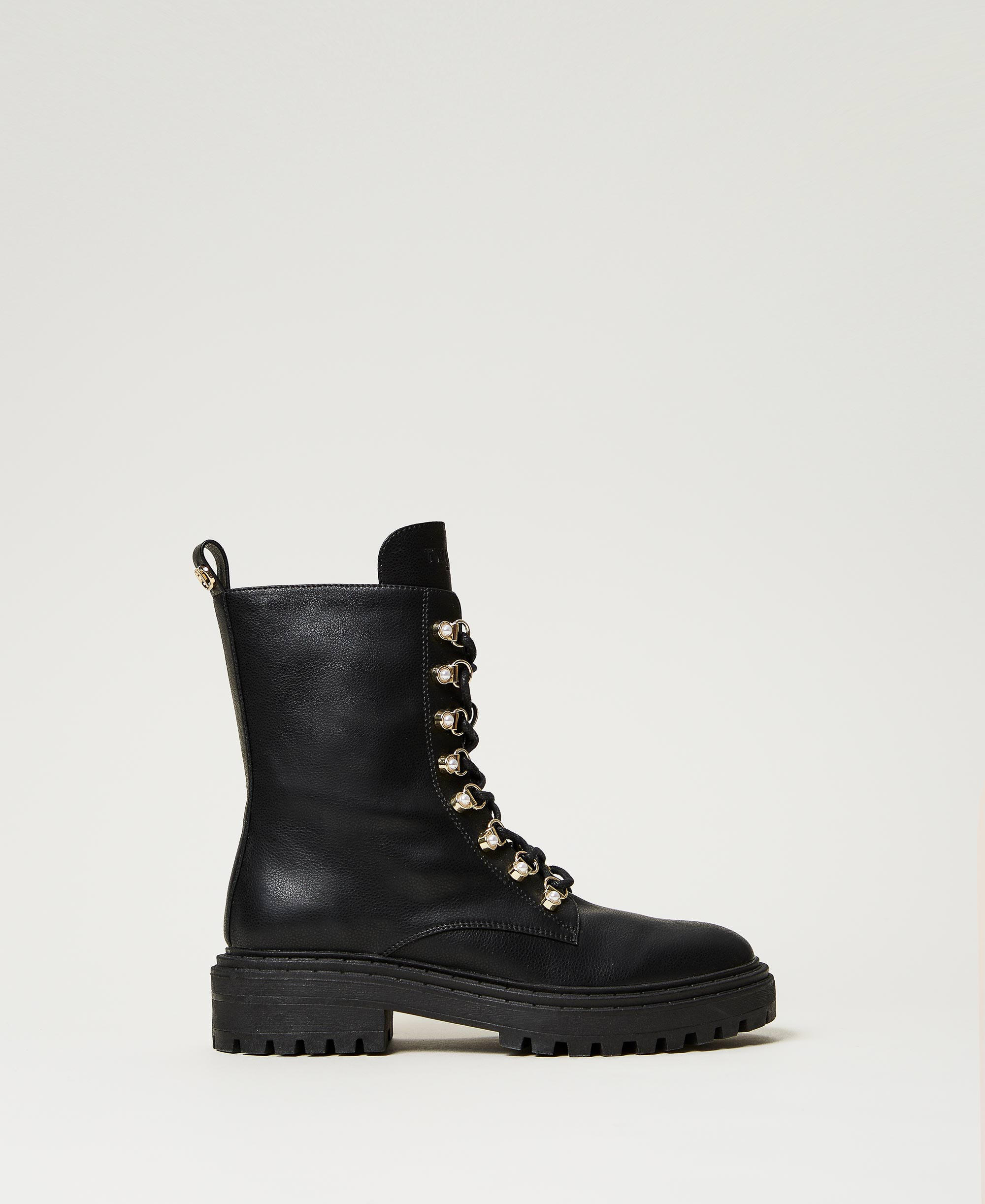 Trekking-style combat boots with pearls