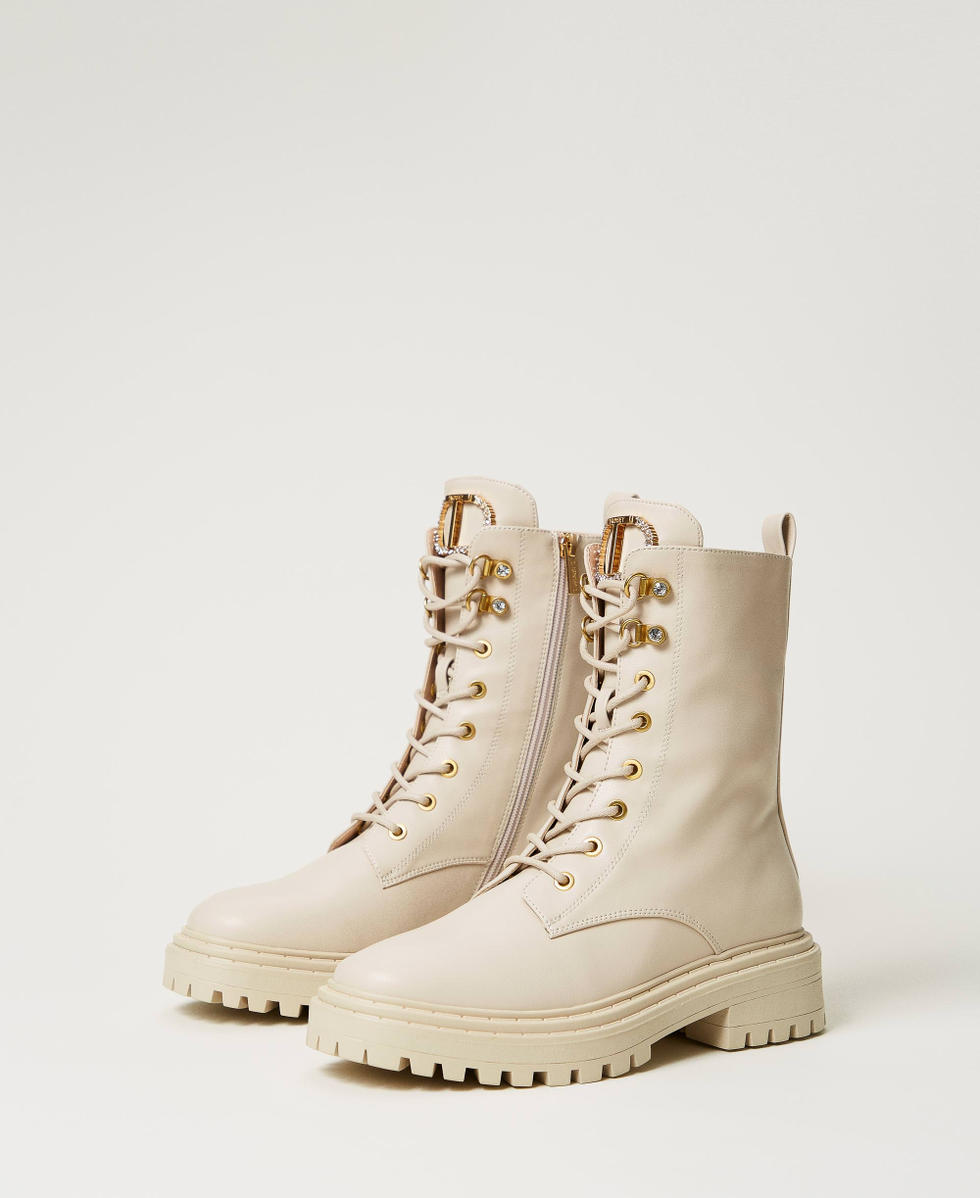 Stradivarius white boots online