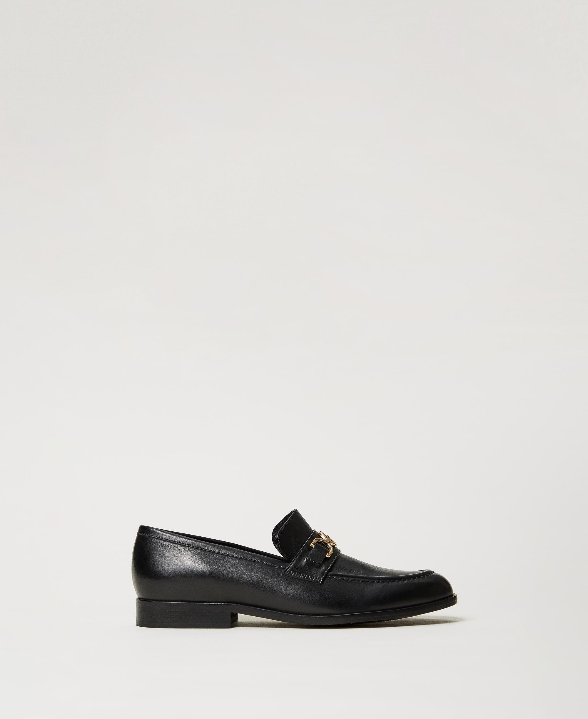 Leather loafers with Oval T clasp