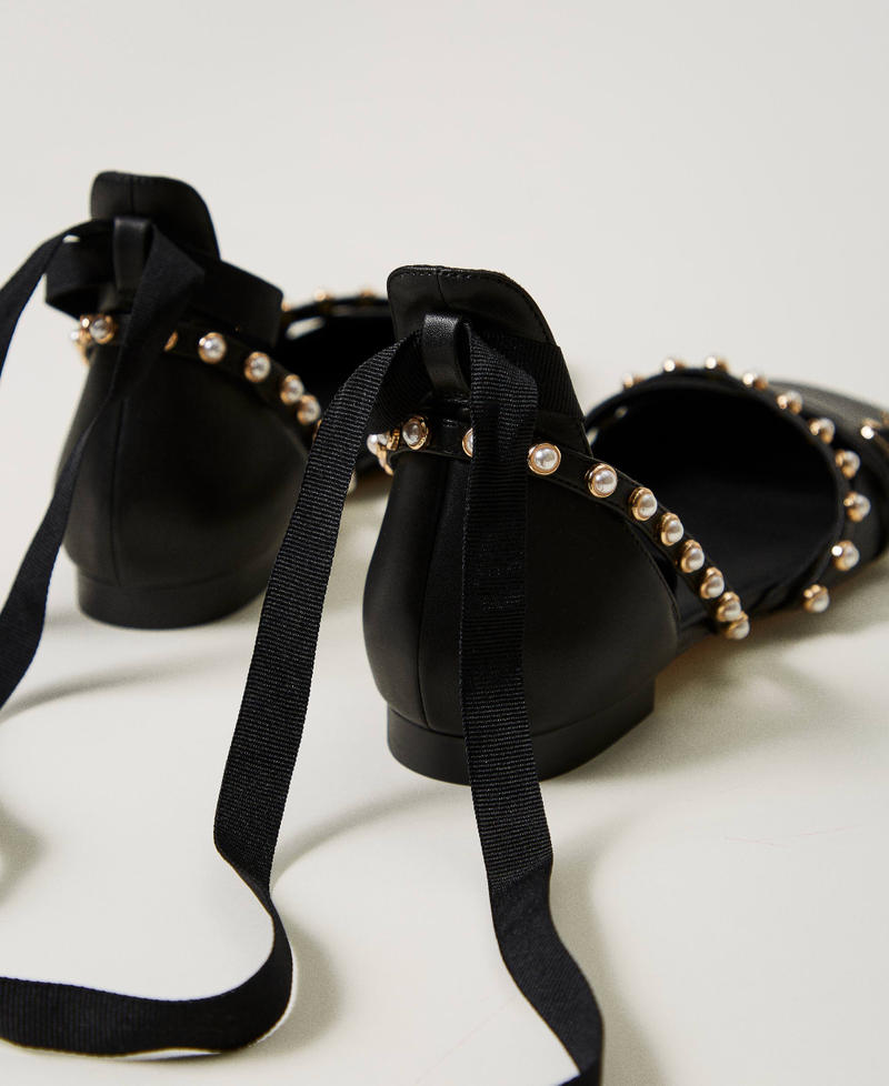 Ballerina shoes with pearls and ribbons