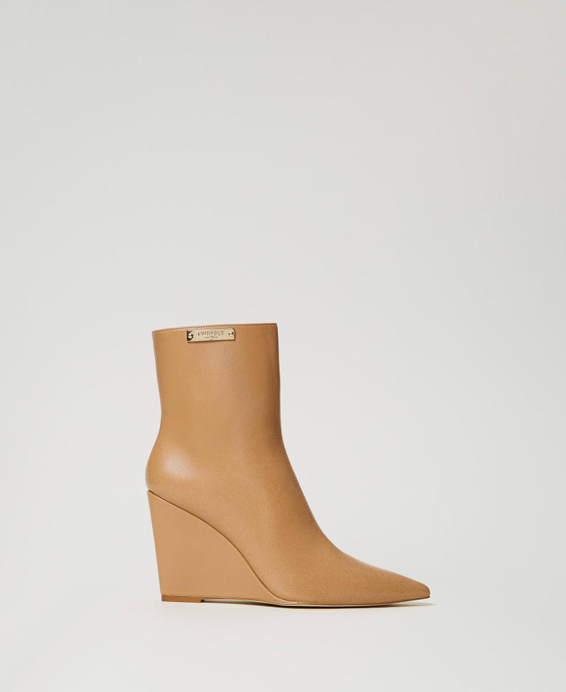 Ankle boots with wedge and logo plate "Hazelnut” Brown Woman 242TCP162_10282_01