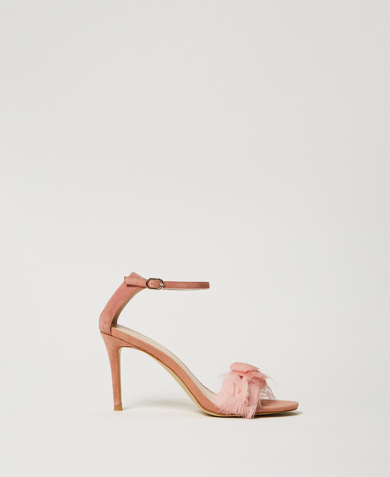 Leather sandals with feathers Coral Bead Woman 242TCP180_11752_01