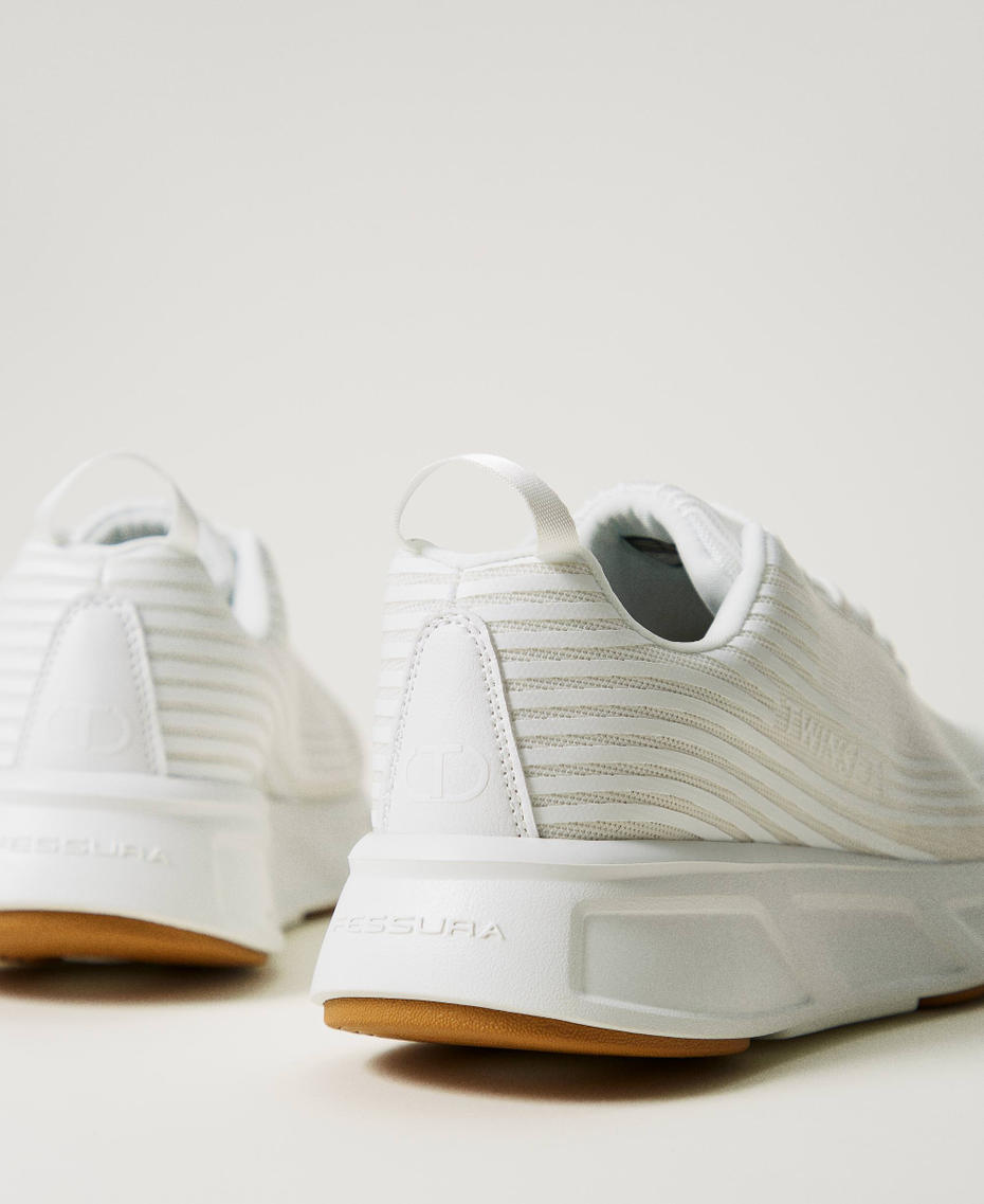 Sneakers Fessura a righe con logo Bianco Donna 242TCP212_00001_03
