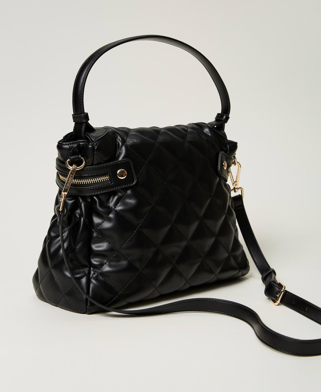 &lsquo;C&eacute;cile&rsquo; large quilted top handle bag
