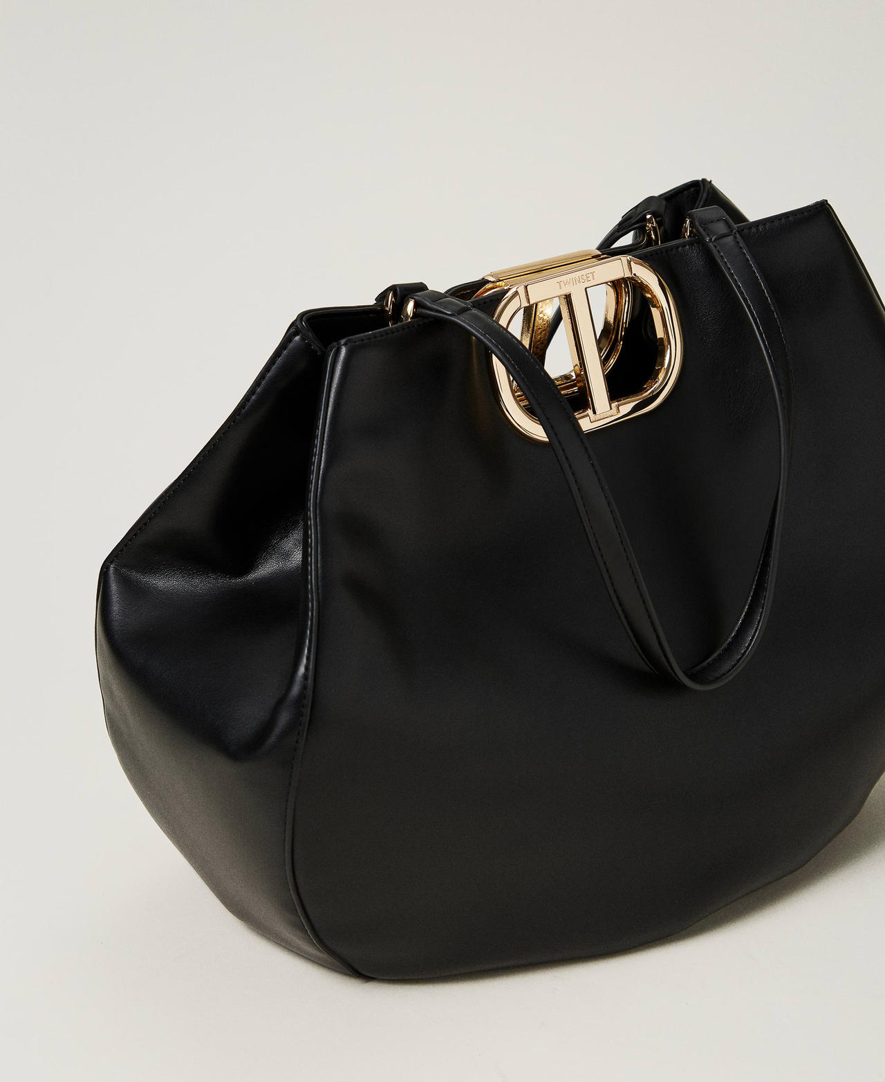 'Lila&rsquo; shopper bag with Oval T handle Black Woman 242TD8161_00006_02