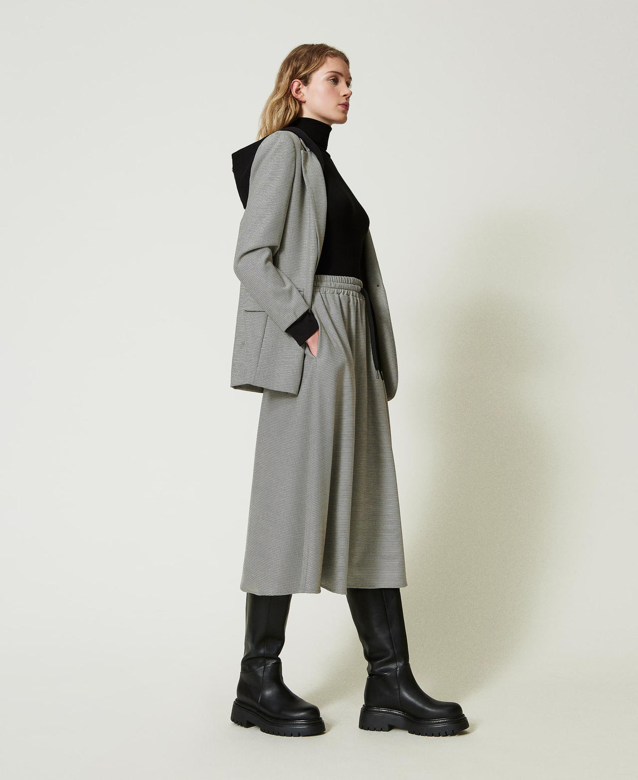 Houndstooth midi skirt