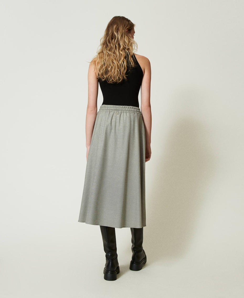 Gonna longuette in pied de poule Micro Pied De Poule Nero / Bianco Neve Donna 242TF2012_12010_03