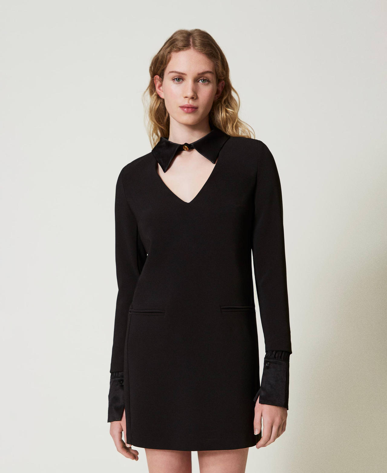Short crêpe dress with satin details Black Woman 242TF2053_00006_02
