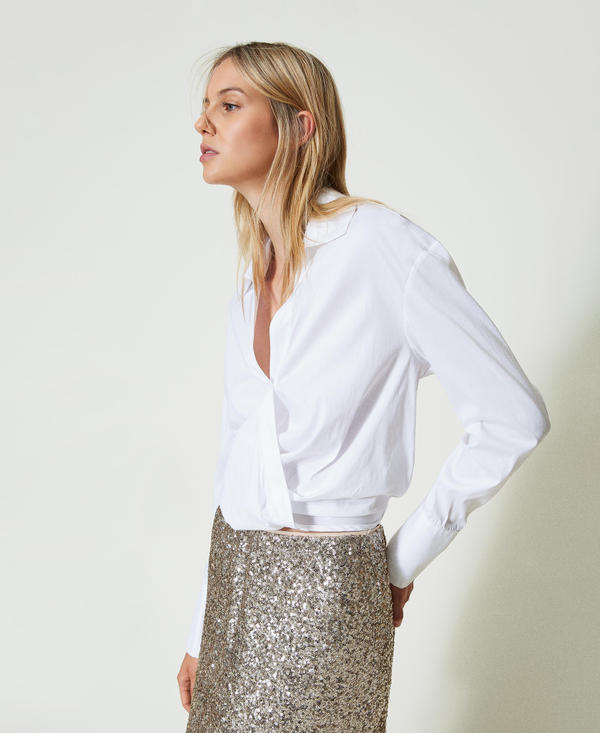 Blusa in popeline con incrocio