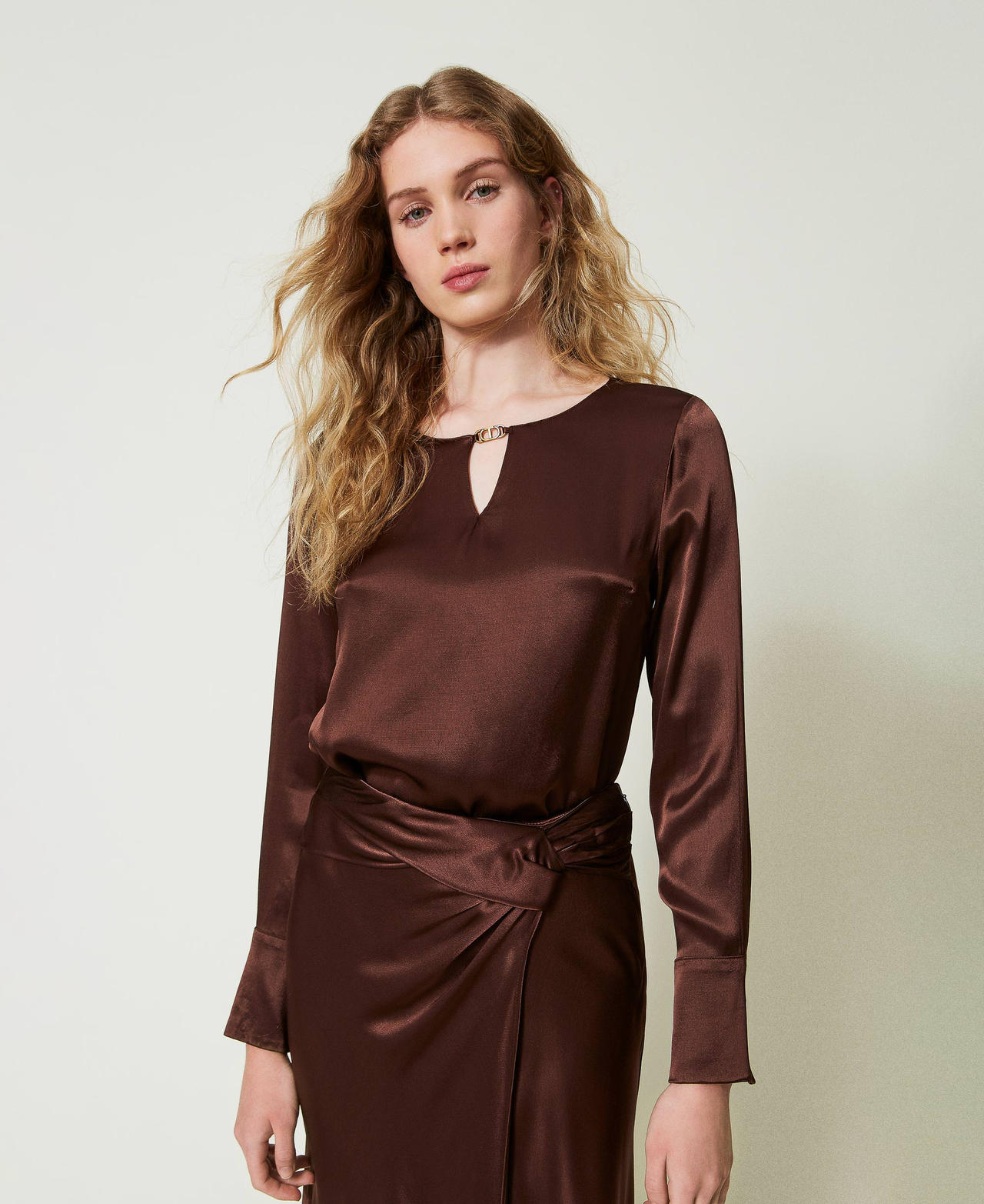 Satin blouse with Oval T Chocolate Woman 242TF2123_00085_02