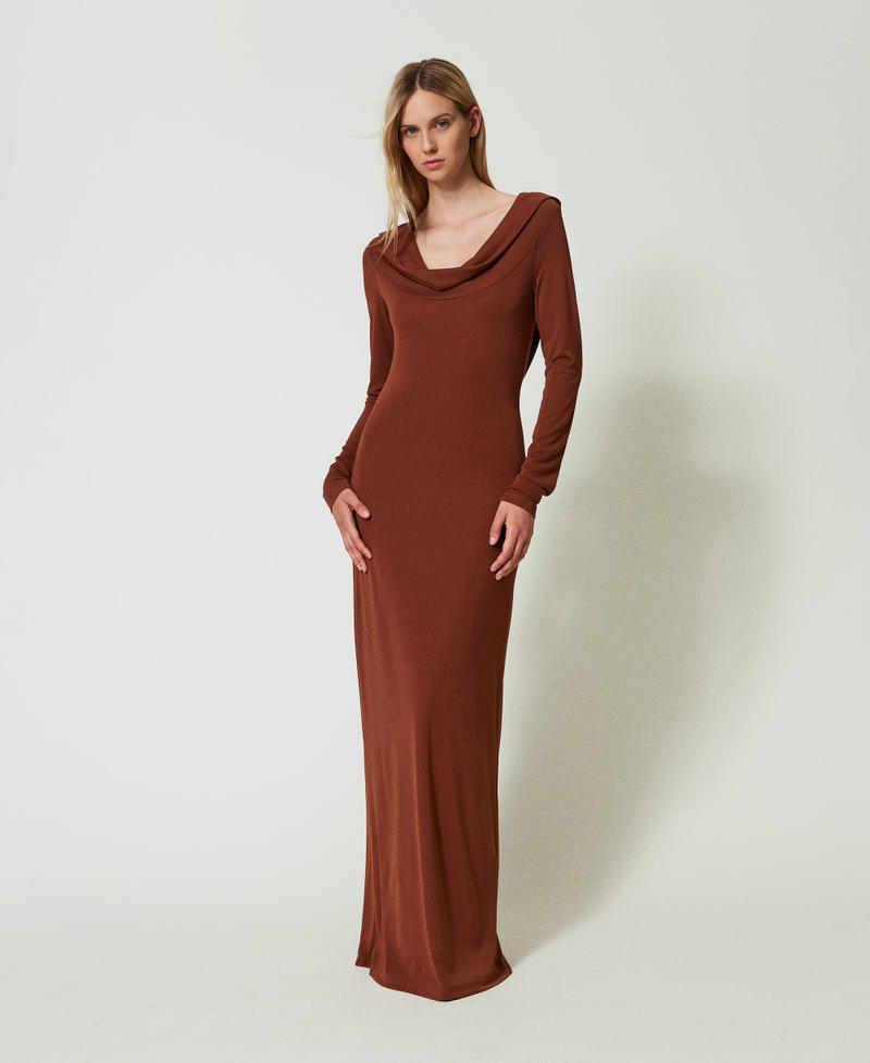 Robe maxi marron femme avec col roulé et manches longues