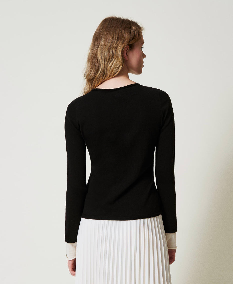 Jumper with contrasting details and Oval T Two-tone Black / Snow White Woman 242TF3020-04