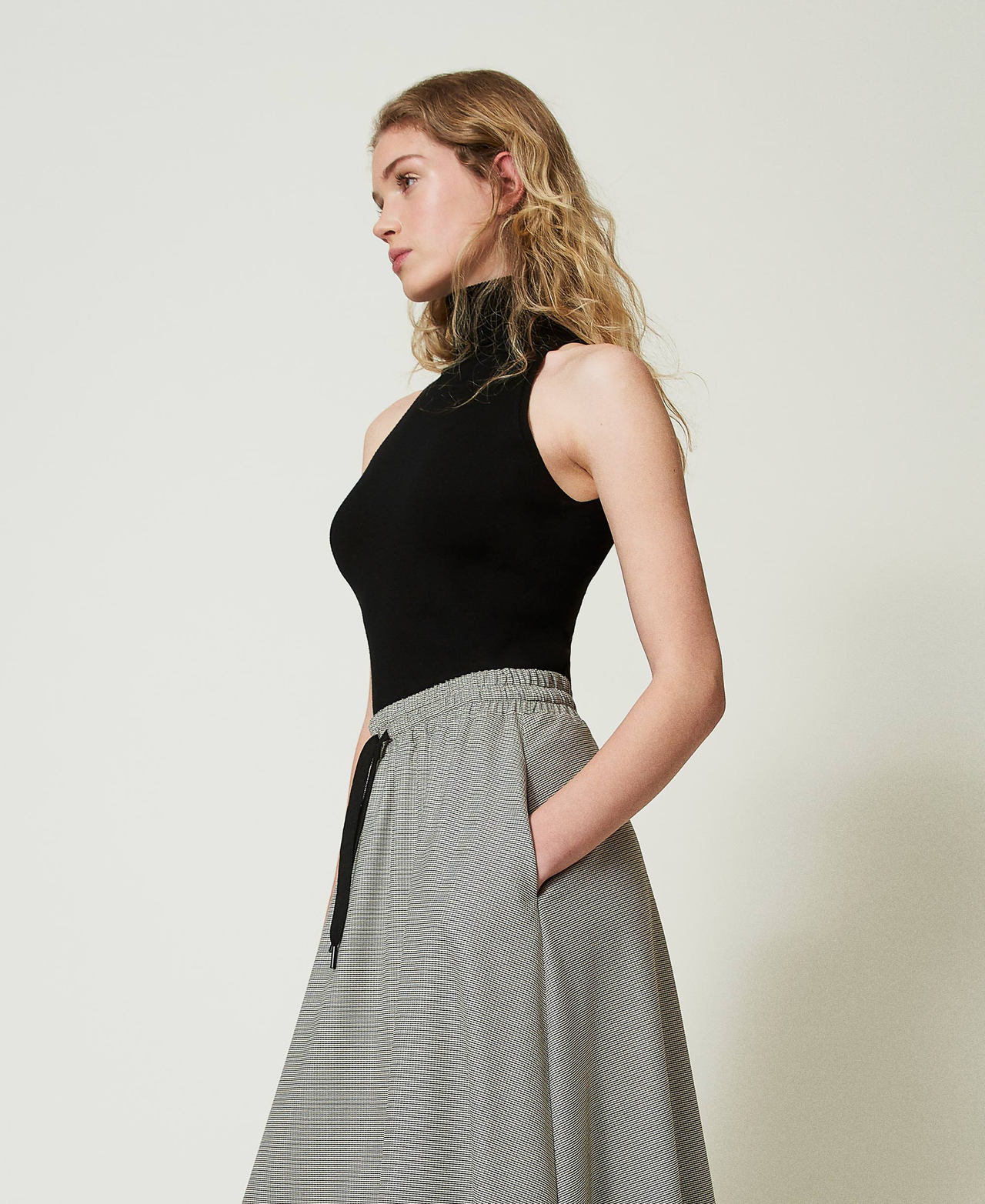 Knit fitted top Black Woman 242TF3031_00006_03