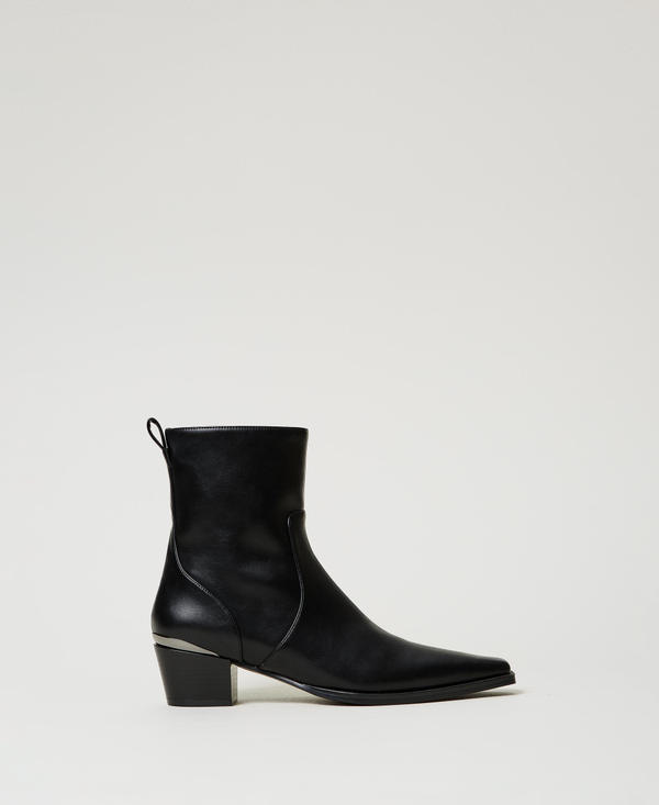 Ankle boots with laminated insert